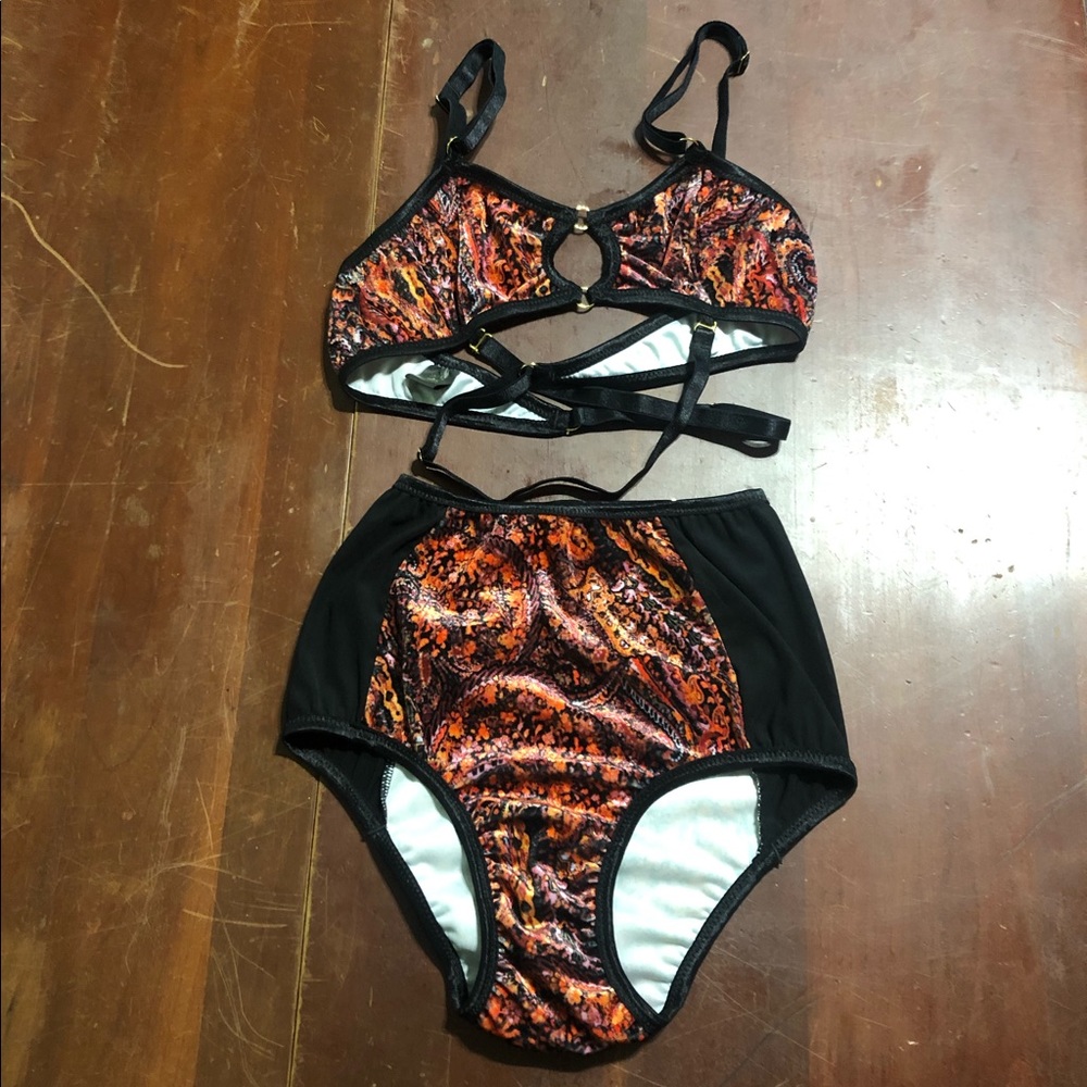 Freebird Intimates handmade bra and panty set